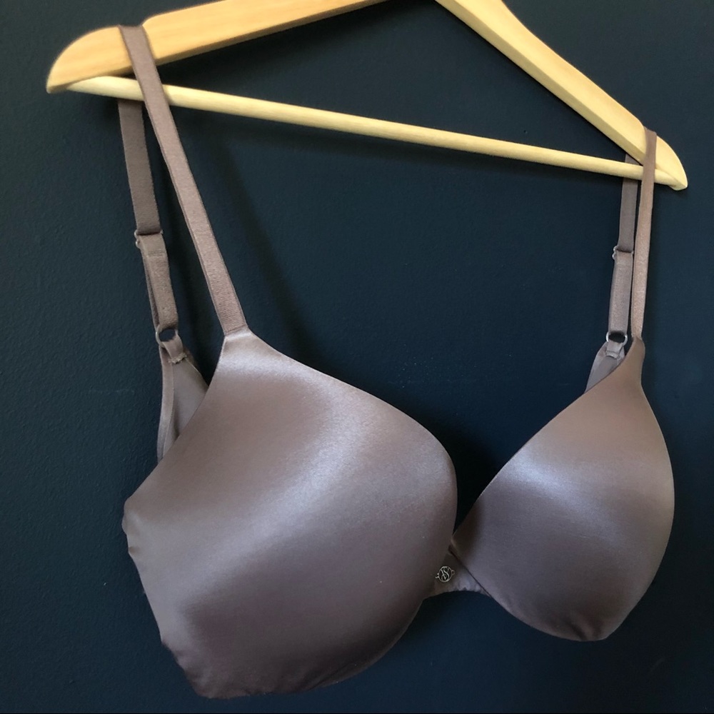 EUC Victoria’s Secret So Obsessed Push-Up Bra 34DD